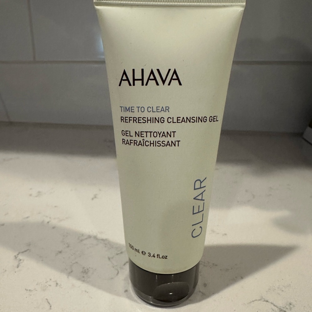 AHAVA Time to Clear Refreshing Cleansing Gel - Cream